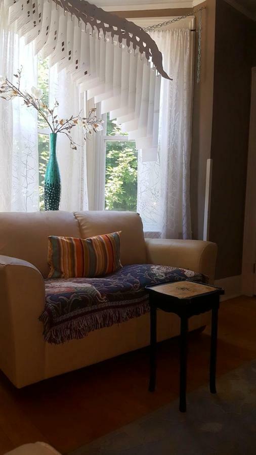 The Muse Gallery Guesthouse Milwaukee Ngoại thất bức ảnh