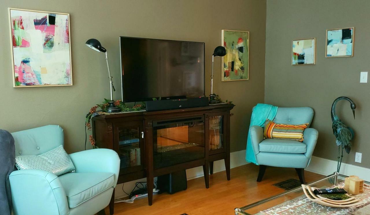 The Muse Gallery Guesthouse Milwaukee Ngoại thất bức ảnh