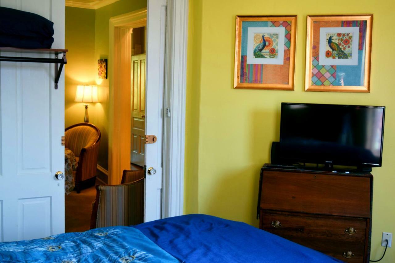 The Muse Gallery Guesthouse Milwaukee Ngoại thất bức ảnh