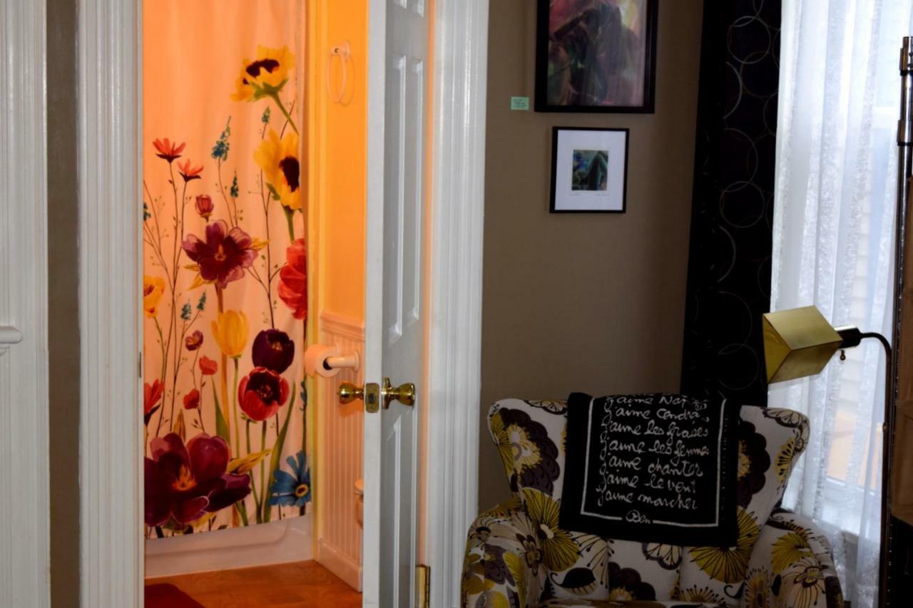 The Muse Gallery Guesthouse Milwaukee Ngoại thất bức ảnh