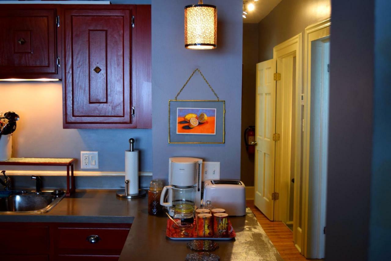 The Muse Gallery Guesthouse Milwaukee Ngoại thất bức ảnh